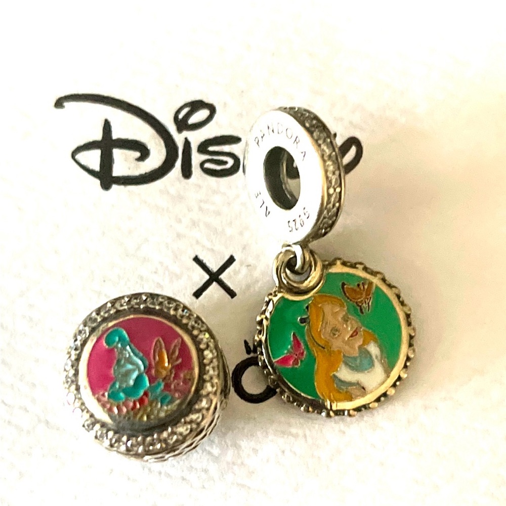 Disney x Pandora Alice in Wonderland Charm